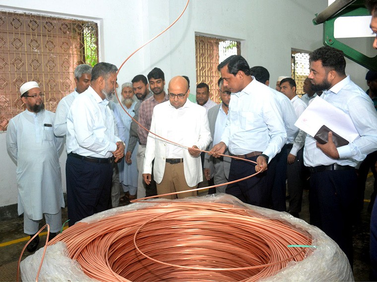 উৎপাদিত পণ্যের নতুন ও সম্ভাবনাময় বাজার ও ক্রেতা খুঁজে বের করতে হবে