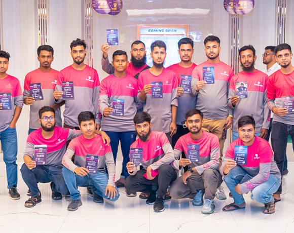ডেলিভারি পার্টনারদের জন্য ‘প্যান্ডা রাইডার মুভি নাইট’