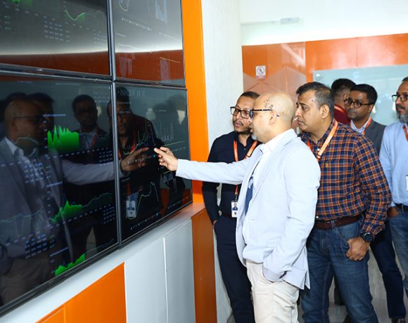 ফয়েজ আহমদ তৈয়্যব বলেন, “দেশের সকল টেলিকম অপারেটরের জন্য সমান সুযোগ সুবিধা নিশ্চিতে কৌশলগত পরিকল্পনার ওপরও জোর দিতে হবে