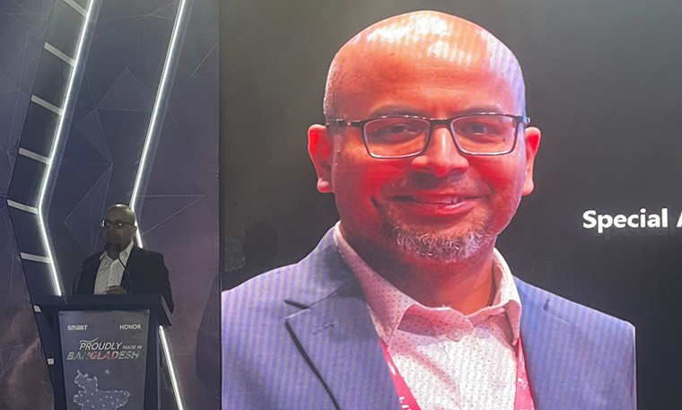 অবৈধ মোবাইল ফোন আমদানি মোকাবিলায় এনইআইআর এর কাজ শুরু করছি