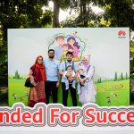 হুয়াওয়ের কর্মী ও তাদের পরিবার