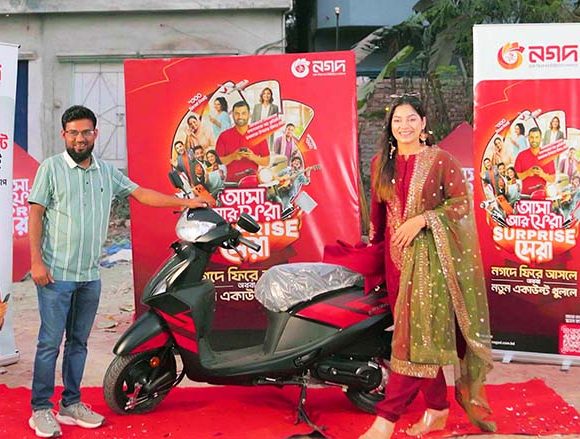 মেগা পুরস্কার থাকছে রয়েল এনফিল্ড