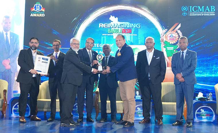 আইটি ও টেলিযোগাযোগ ক্যাটাগরিতে সিলভার অ্যাওয়ার্ড অর্জন করেছে রবি