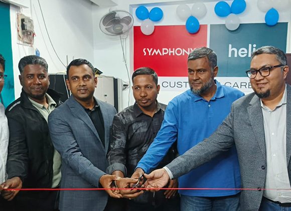 স্থানীয় গ্রাহকদের এখন মোবাইল সার্ভিসিং বা ওয়ারেন্টি সেবার জন্য আর দূরে যেতে হবে না