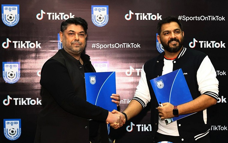 কনটেন্ট ক্রিয়েটরদের ফুটবল ইকোসিস্টেমে যুক্ত করা