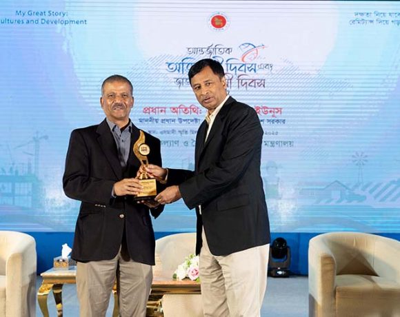 বৈধ পথে সর্বোচ্চ বৈদেশিক মুদ্রা প্রেরণের স্বীকৃতি