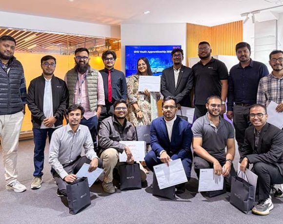 বিওয়াইডির সিগনেচার ‘ব্লেড ব্যাটারি’ প্রযুক্তি