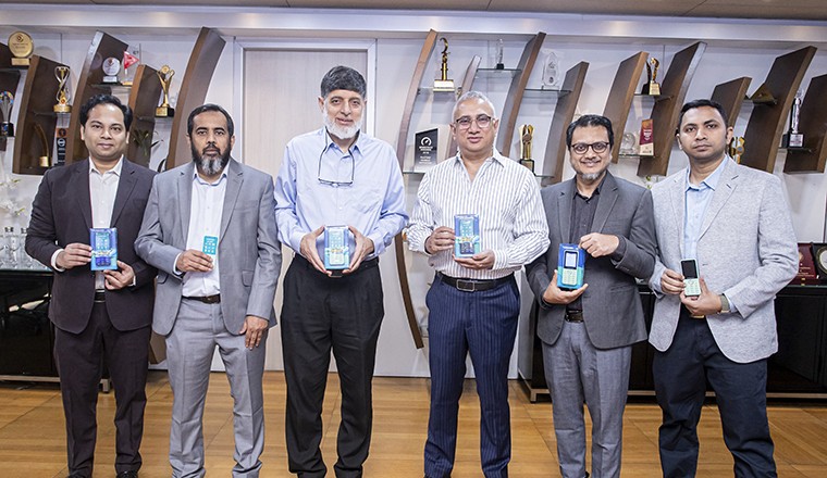 বাংলাদেশের সর্বনিম্ন মূল্যের ফোরজি ক্লাউড ফোন