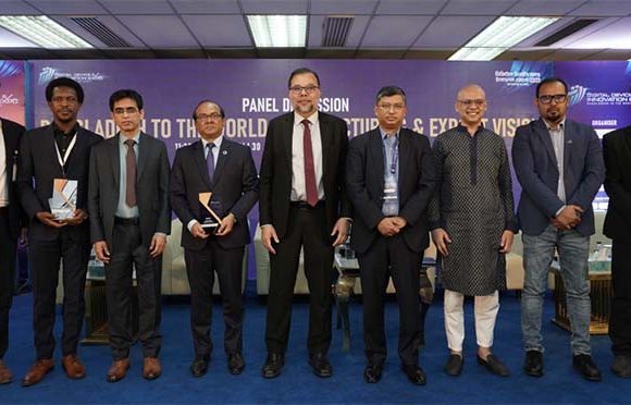 প্রযুক্তি খাতের বর্তমান চিত্র ও ভবিষ্যৎ দিকনির্দেশনা ওঠে আসে