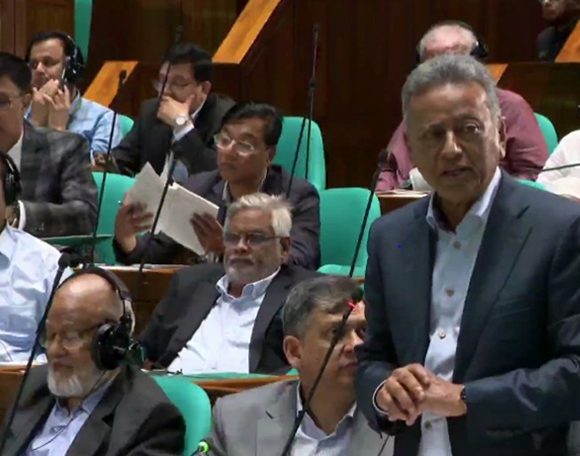 অনলাইন ব্যাংকিং সেবায় নিরাপত্তা জোরদার