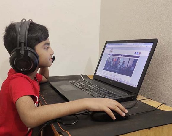 বিদ্যুৎ সাশ্রয়ের নামে কেবল ক্লাস অনলাইনে সরিয়ে নেয়াই একমাত্র সমাধান নয়