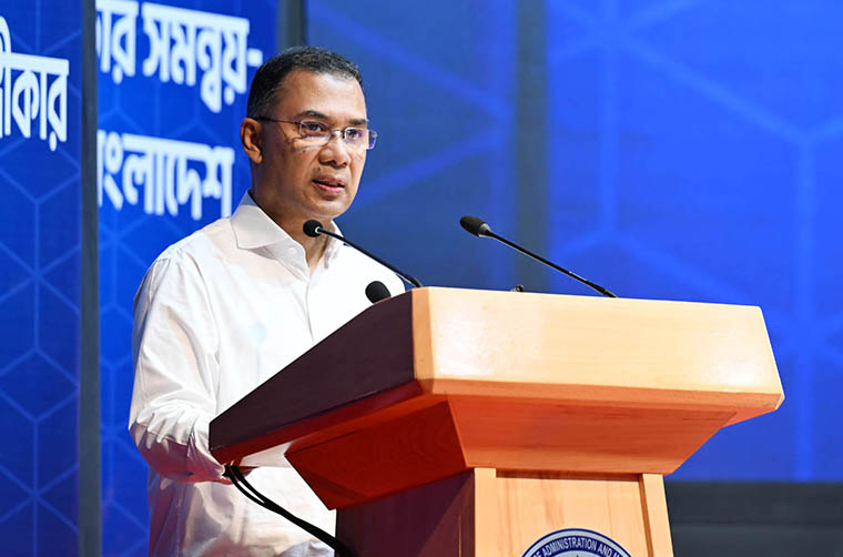 আমাদের লক্ষ্য ভবিষ্যতে সকল সরকারি সেবা আইসিটির মাধ্যমে নাগরিকদের দৌড়গোড়ায় পৌঁছে দেয়া