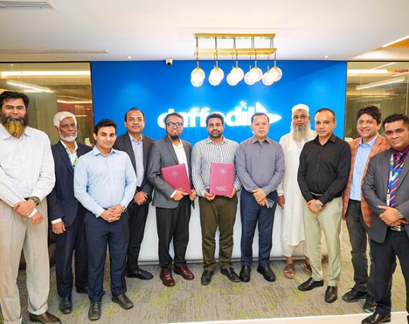 হ্যাকাথনে মোট ২ লক্ষ টাকার পুরস্কার দেয়া হবে