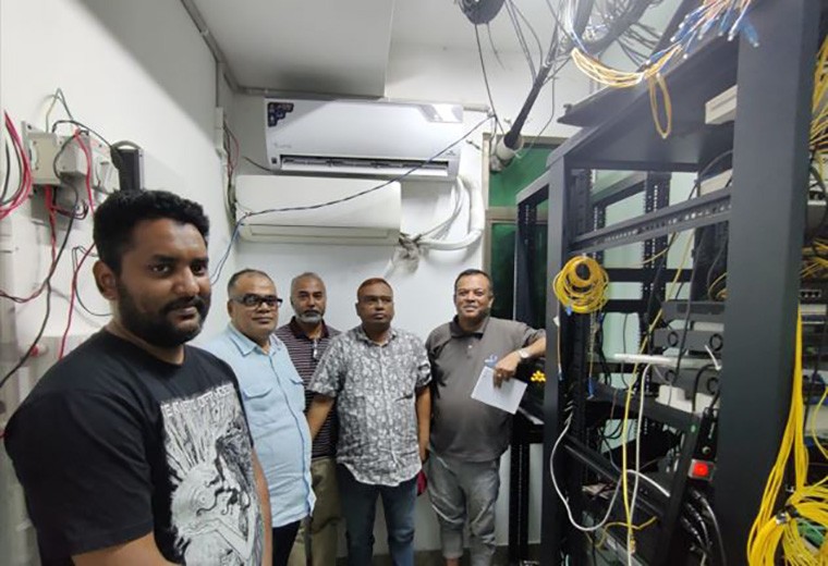 আইএসপিএবি নিক্স